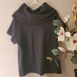 GAP 80% wool cowl sweater
